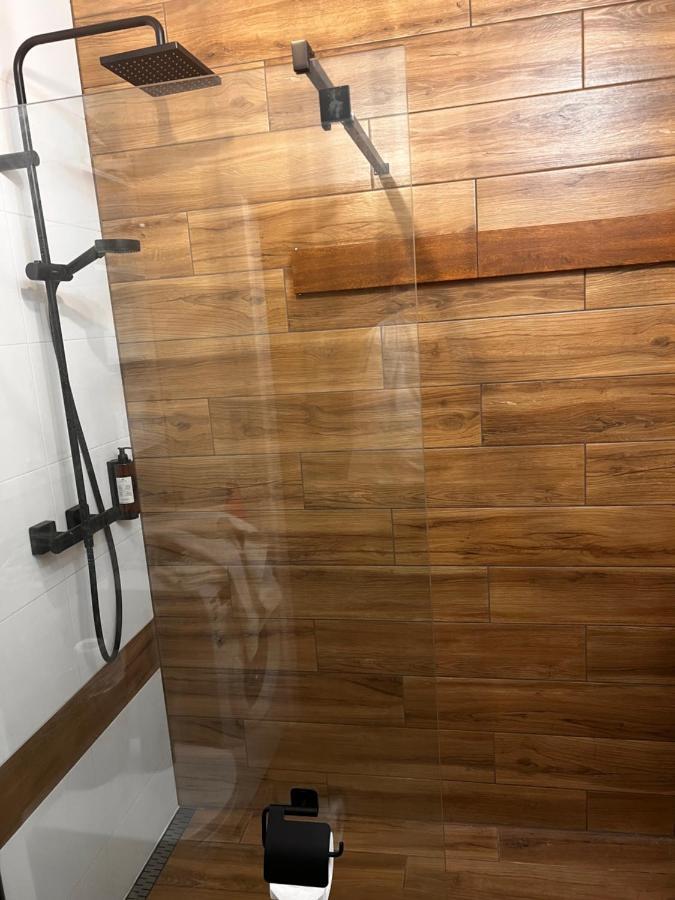 Butikowy Apartament Konin Конин Екстериор снимка